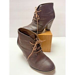 MIA Brown Lace Up Ankle Booties Chunky Heel Casual Everyday Style Womens 7